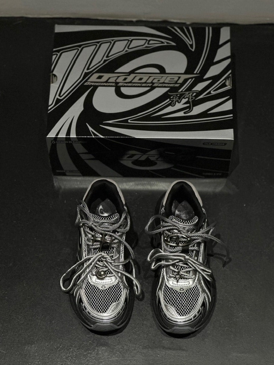 OLD ORDER】OLDORDER Turbo S Starry black – PRESSING WEB SHOP