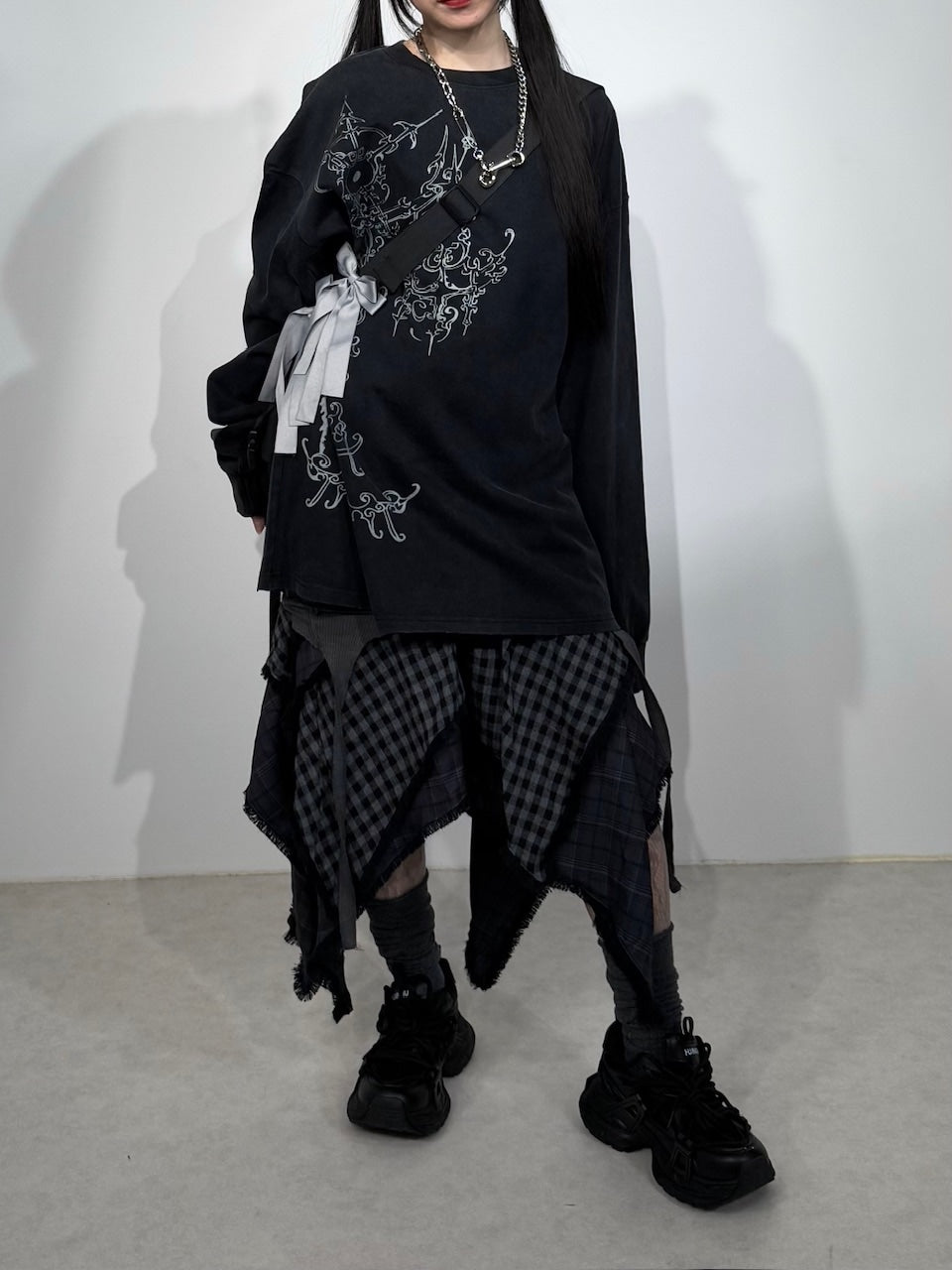 国際配送【Nerd out XU】Chaos design long sleeve (2color)