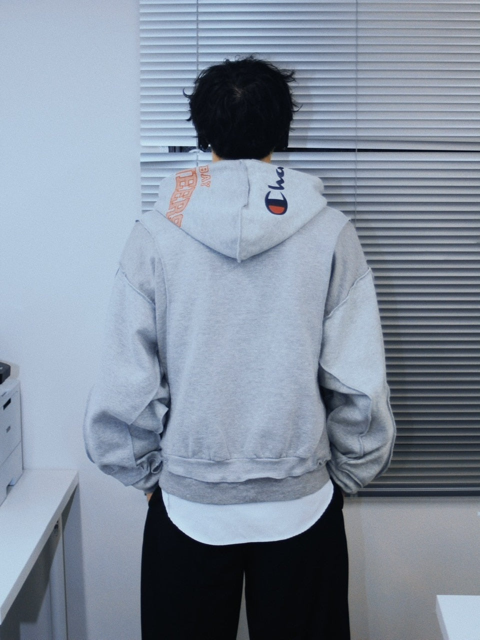 【Re +】double zip cutting switch hoodie (gray)