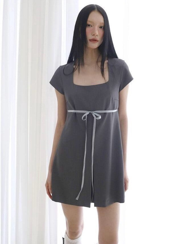 【Uglyshadow】SQUARE RIBBON DRESS