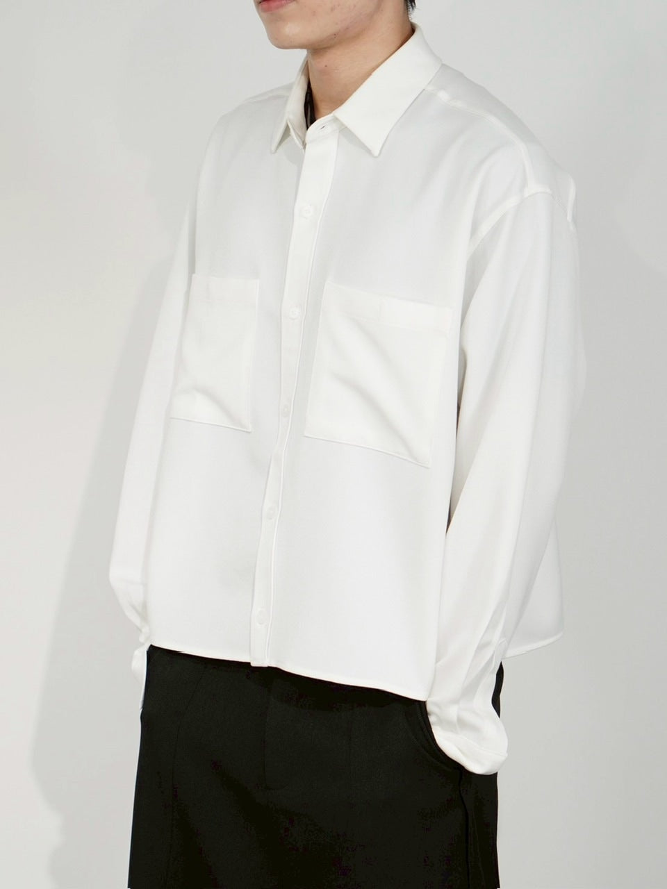 受注制【Chikashitsu +】cropped long sleeve shirt (3color)