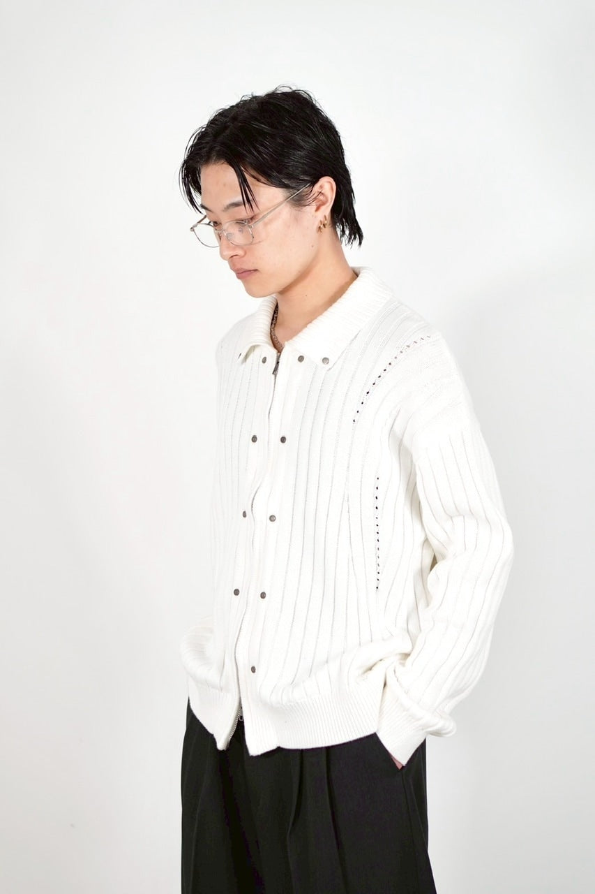 【Chikashitsu +】rivet zip up knit (2color)