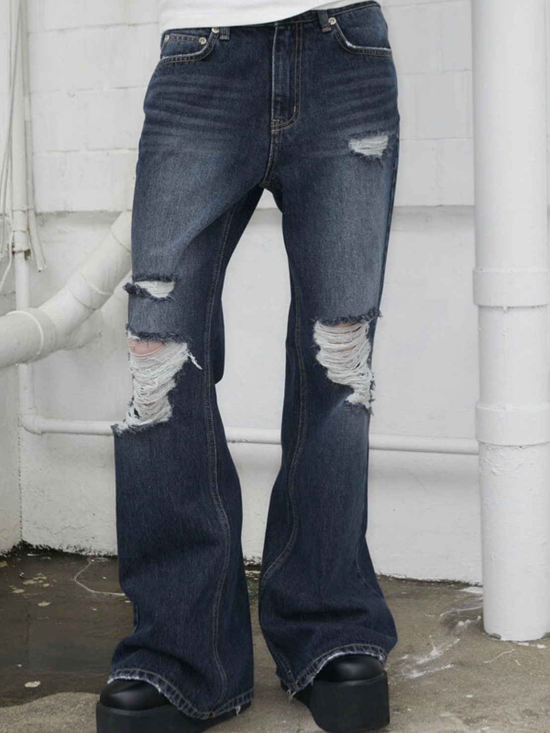 【NOT KNOWING】Destroyed Flared Jean