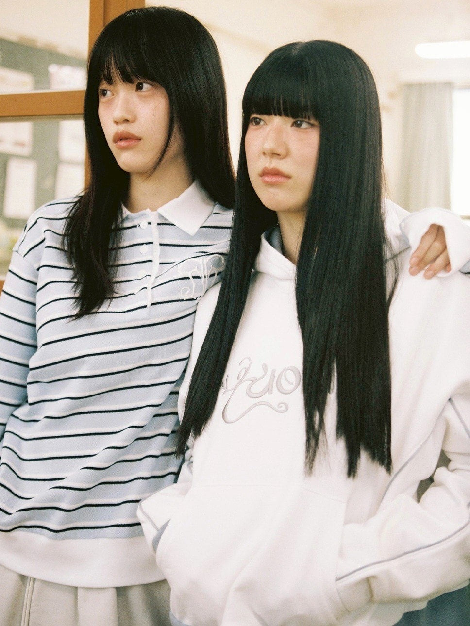 【TUOMIO】GRAPHIC BLOCK HOODIE