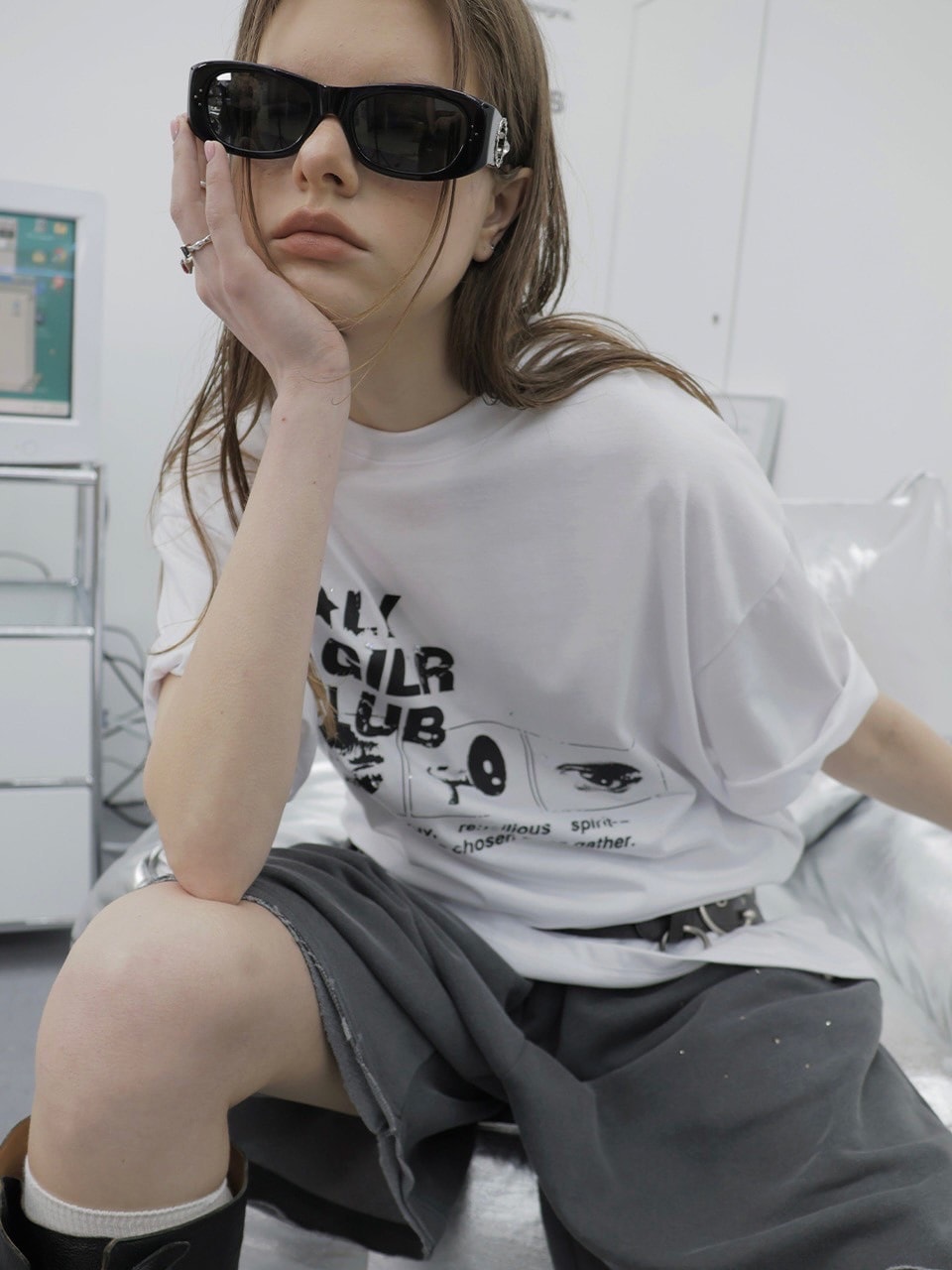 【HOLY NUMBER 7】OVERSIZED GRAPHICS SHORT SLEEVE T-SHIRT / 【ホーリーナンバーセブン】オーバーサイズプリント半袖Tシャツ