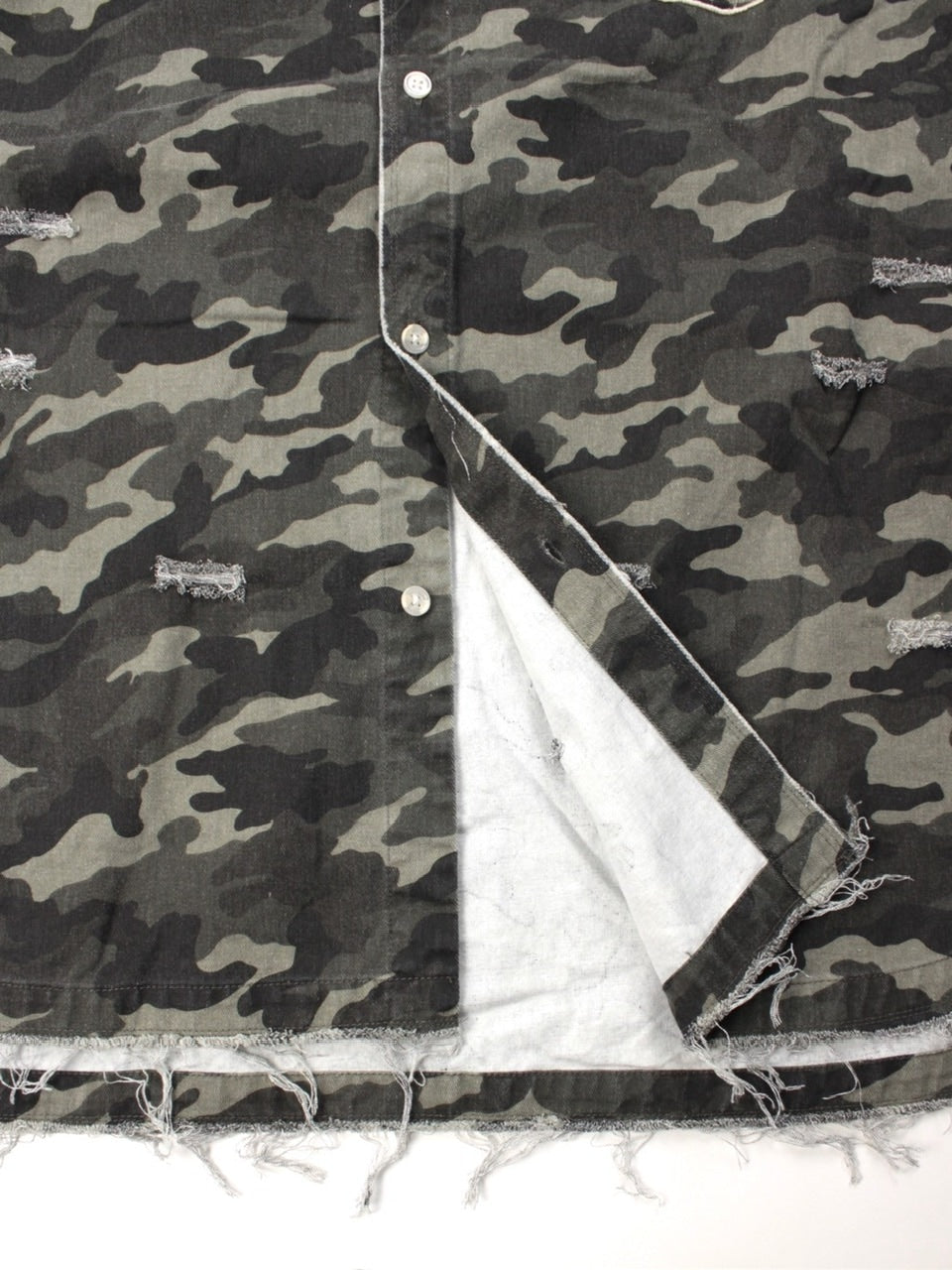 【GALFY】カモフラかも？ボロボロシャツ