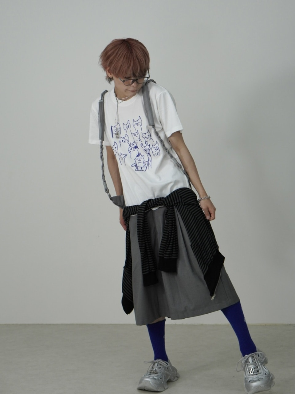 国際配送【Nerd out XU】lots of neko tee / 【ナードアウトエックスユー】キャットプリント半袖Tシャツ