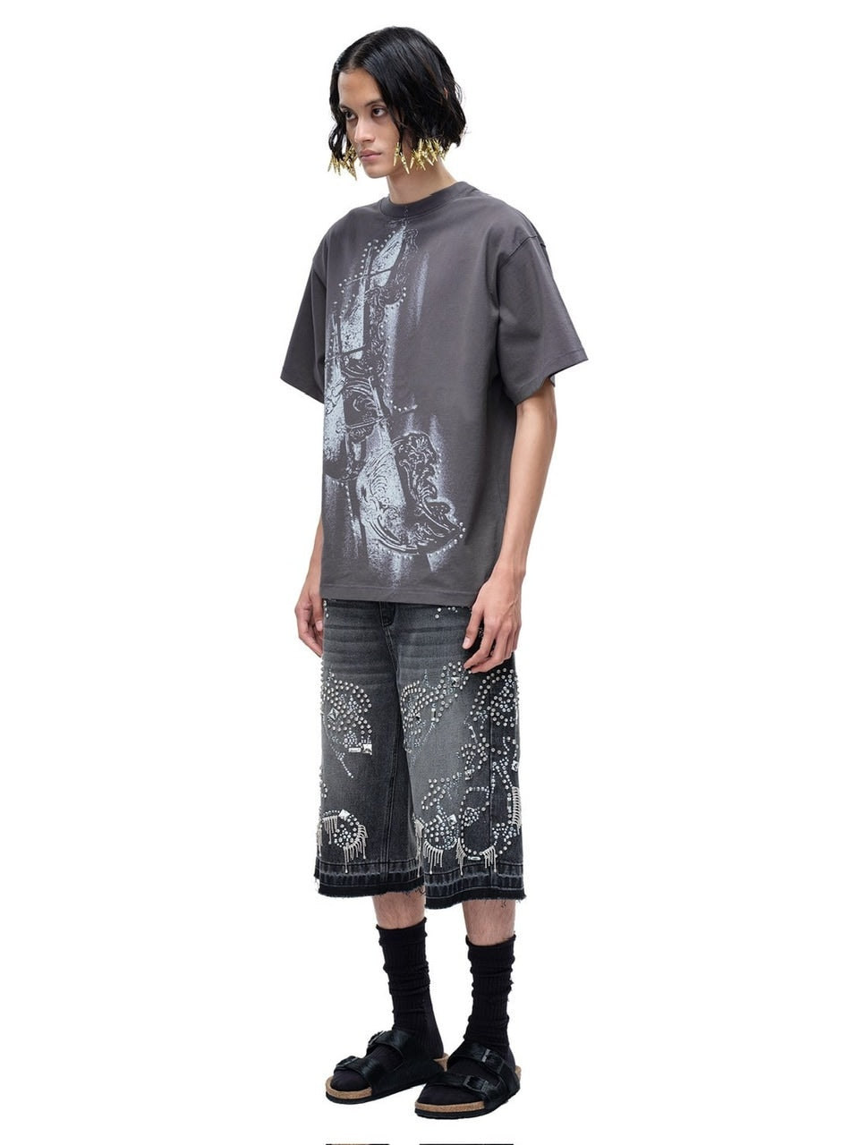 【The Boy Has No Patience】LUMINOUS DAWN PHANTOM SWORDSHIELD TEE / 【ザボーイハズノーペーシェンス】パールグラフィックメタルロゴ半袖Tシャツ