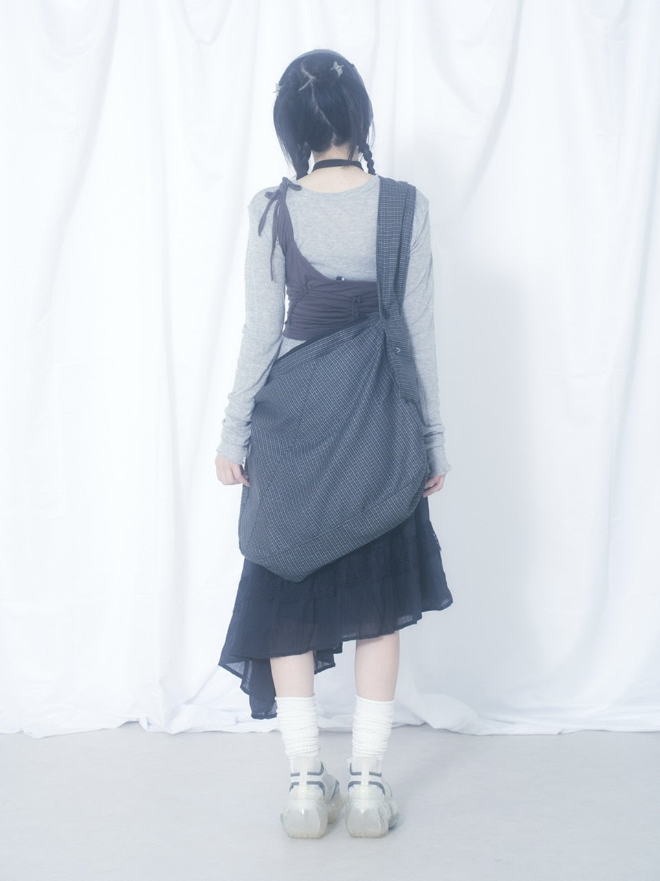 国際配送【Nerd out XU】black check body bag / 【ナードアウトエックスユー】ブラックチェックボディバッグ