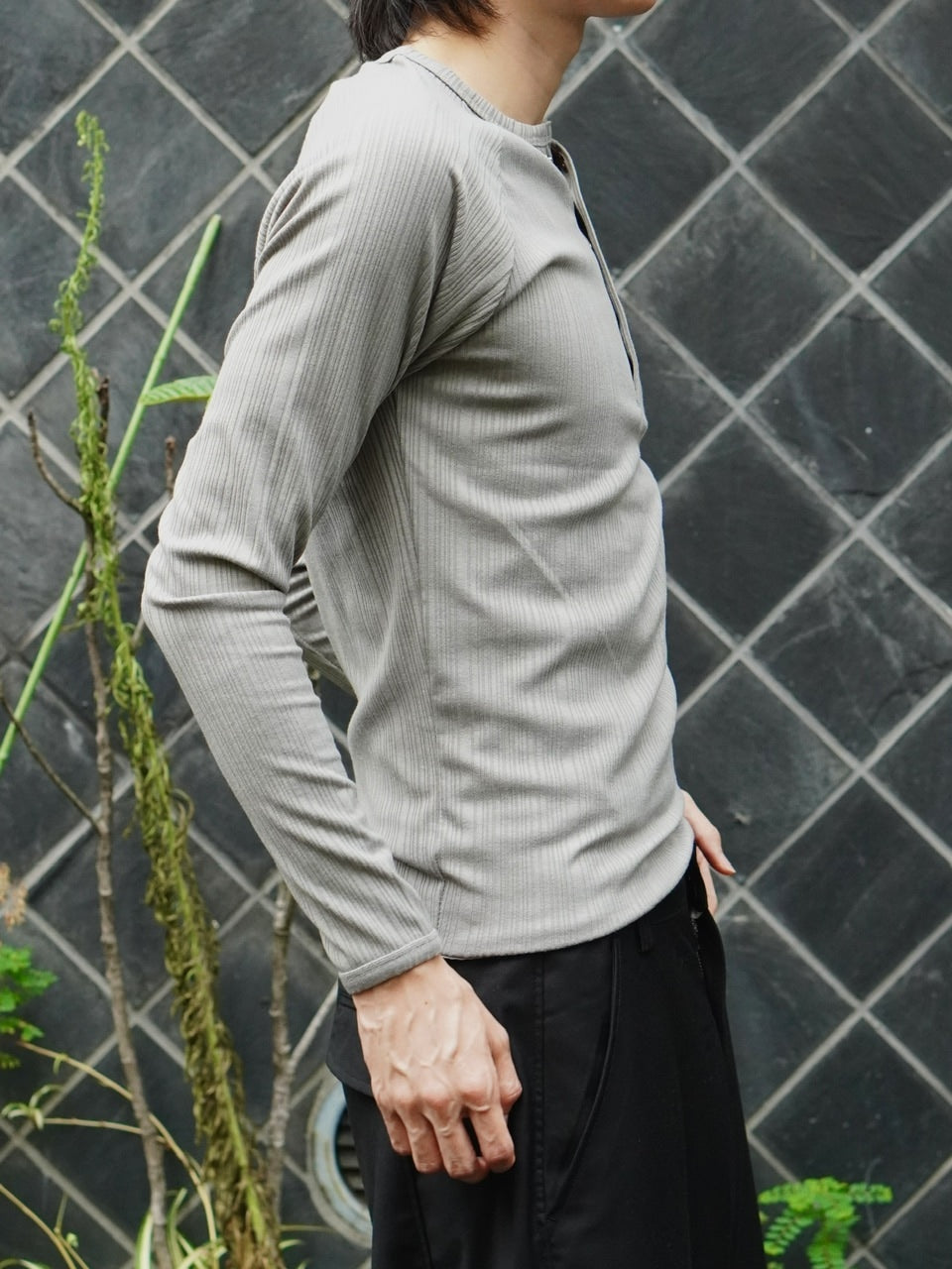 東京店WEB限定受注制【Chikashitsu +】snap rib henley neck tee / 【チカシツプラス】スナップリブヘンリーネックTシャツ (4color)