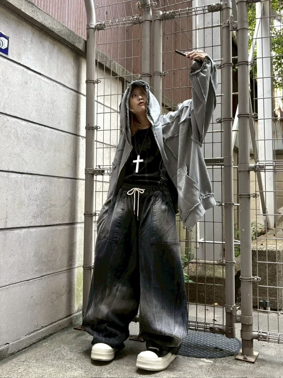 受注制【Never mind the XU】washde ballon denim pants / 【エックスユードッグ】ウォッシュドバルーンデニムパンツ