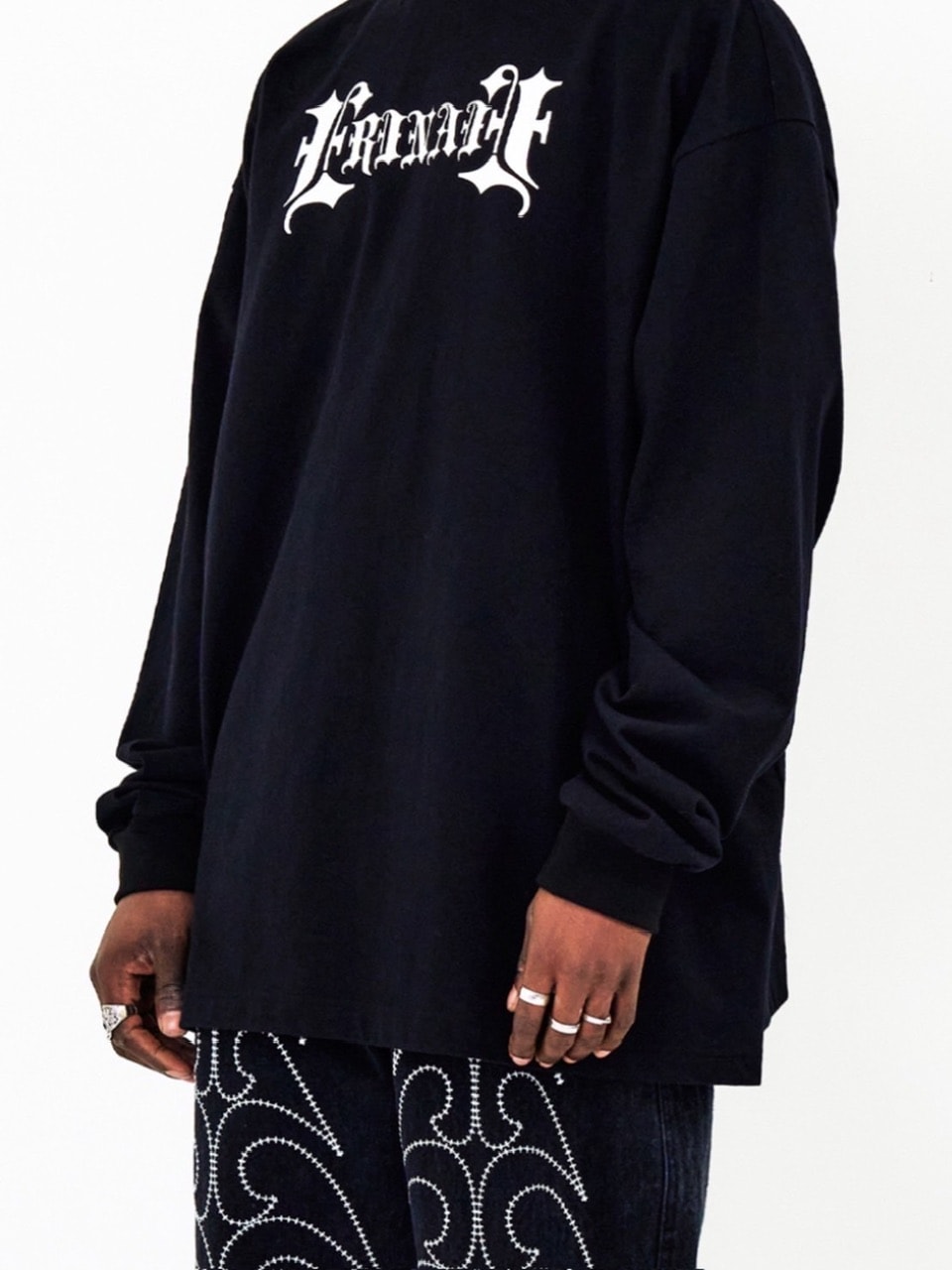 【E RIN AI E】BACKSTREET ANGEL LONG SLEEVE TEE