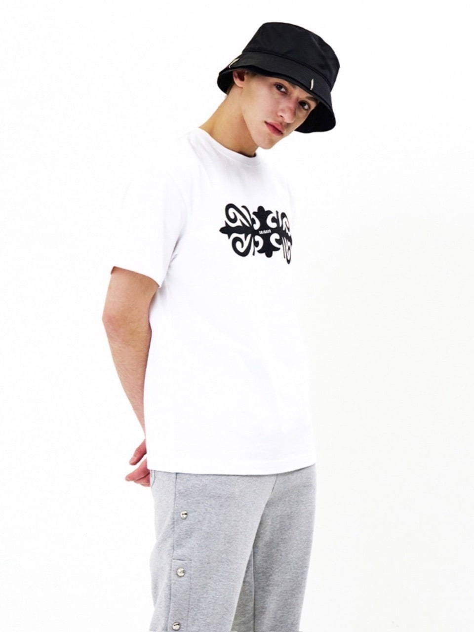 【E RIN AI E】TRIBAL SHORT SLEEVE TEE