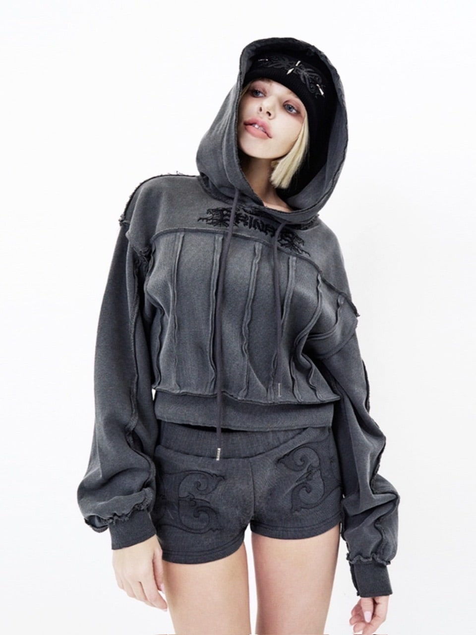 【E RIN AI E】WICKED WITCH HOODIE