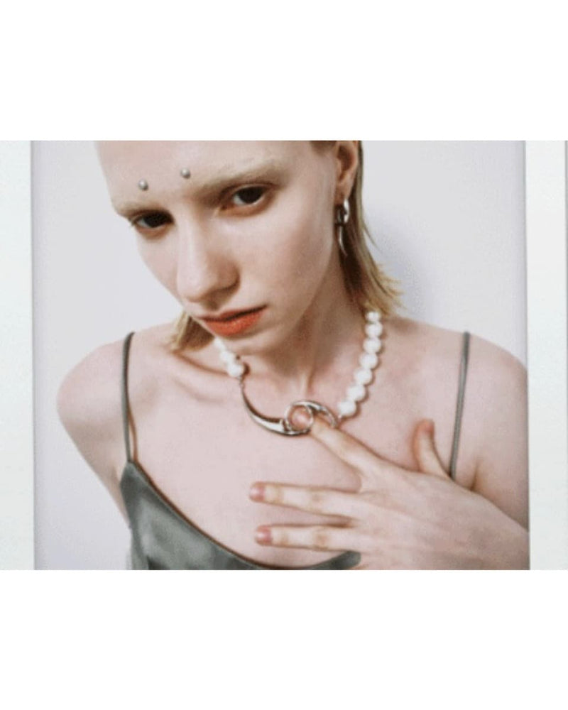 【PEG LEG】emblem pearls necklace