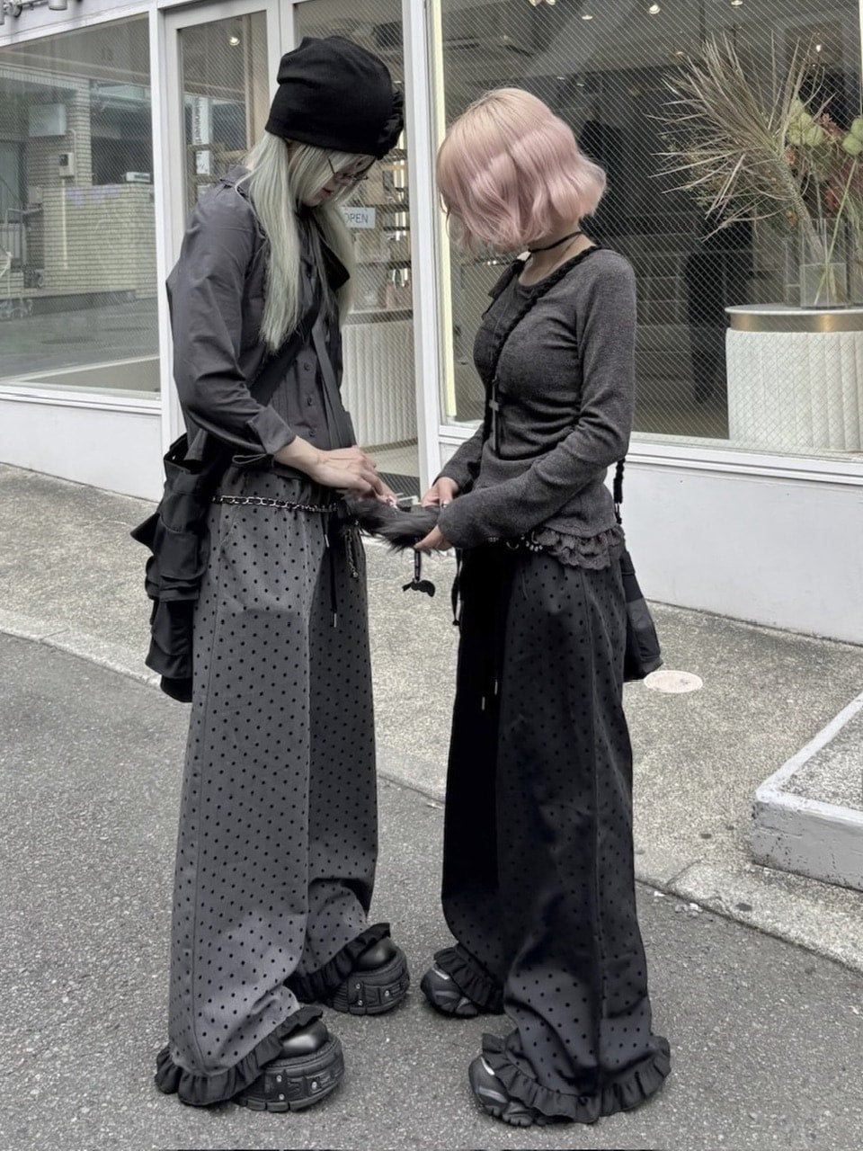 【nmtc +】dot frill pants / 【エヌエムティーシープラス】ドットフリルパンツ (2color)