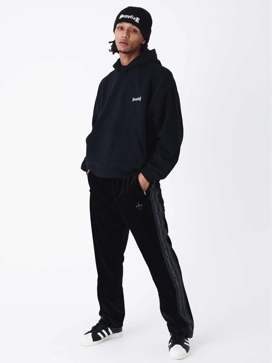 【SUPPLIER】Boxy Fit Cross Logo Hoodie / 【サプライヤー】クロスロゴプルオーバーパーカー