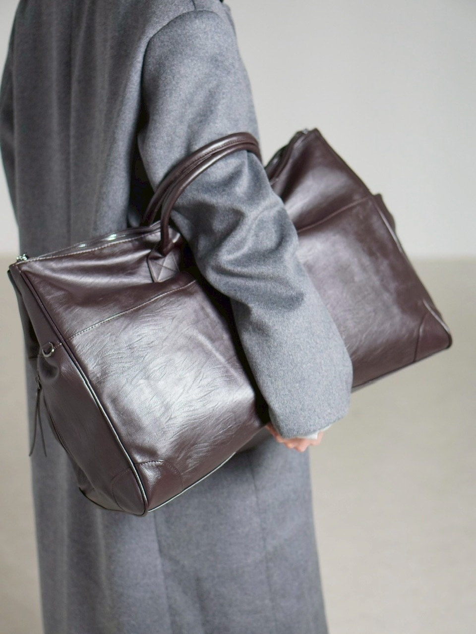 受注制【Chikashitsu +】travel big boston bag (2color) – PRESSING