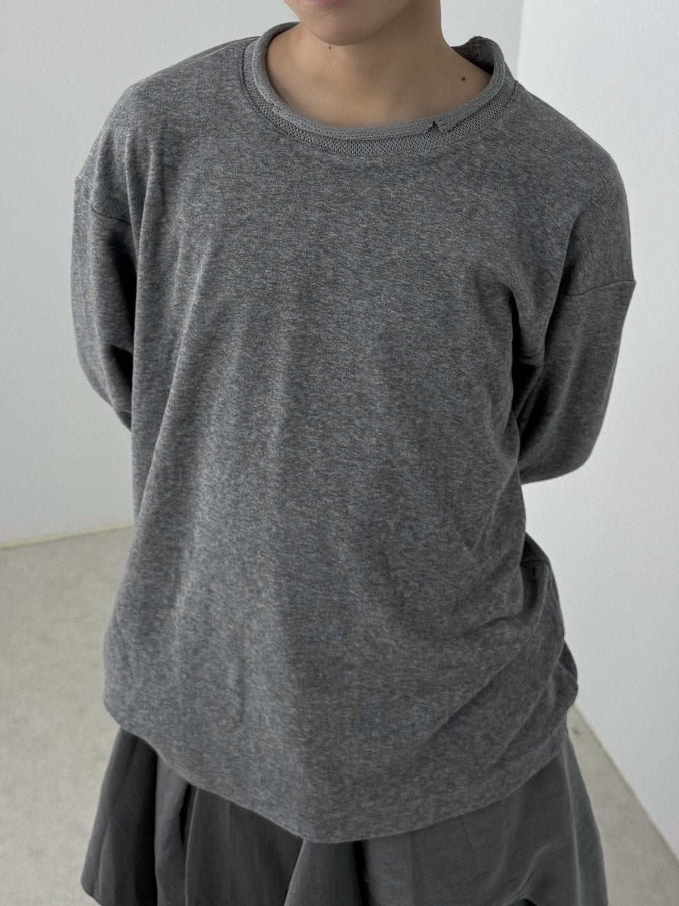 【Nerd out XU】light knit sweater (2color)
