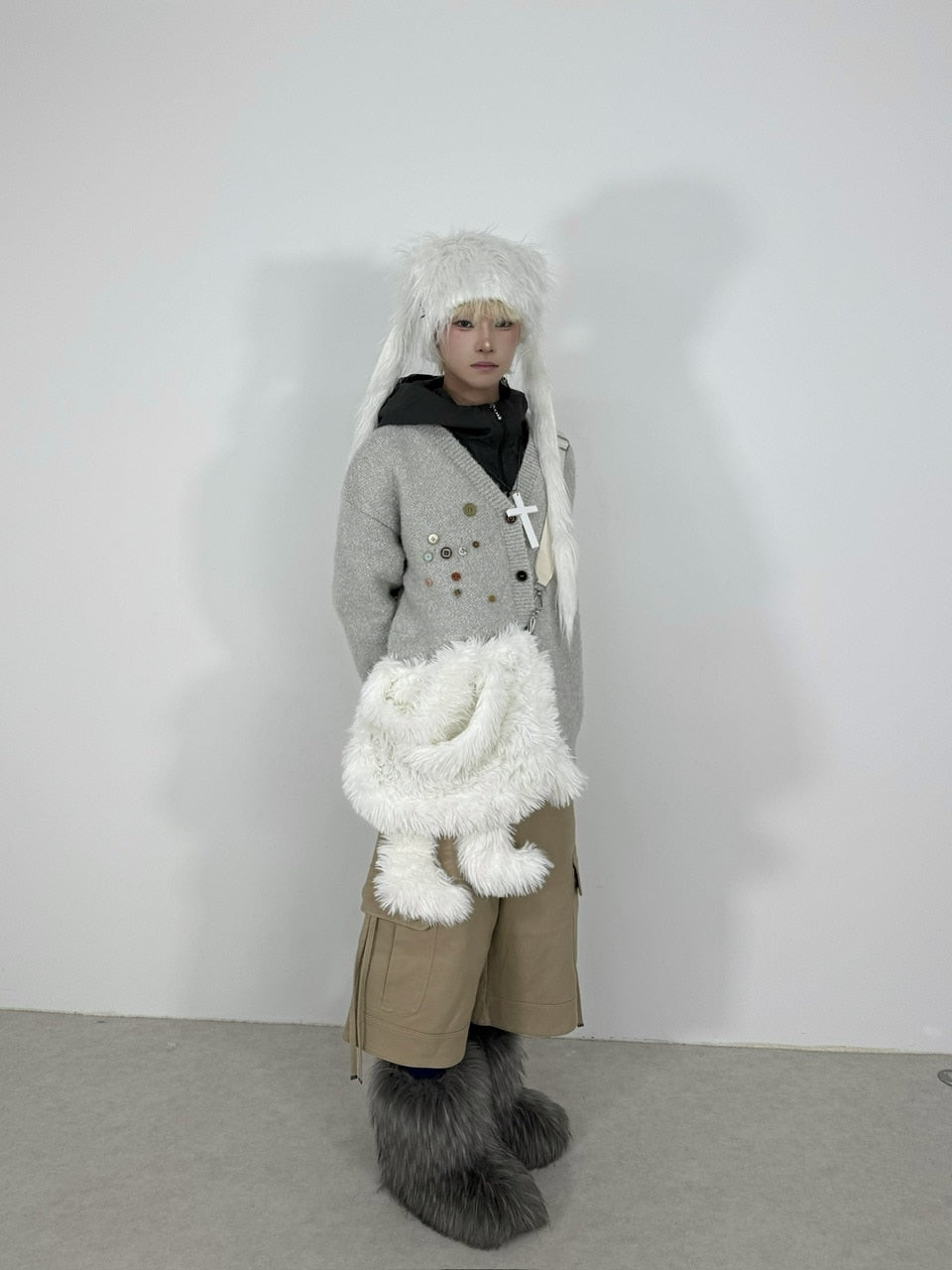 国際配送【Nerd out XU】arm and legs fur bag / 【ナードアウトエックスユー】アームアンドレッグファーバッグ