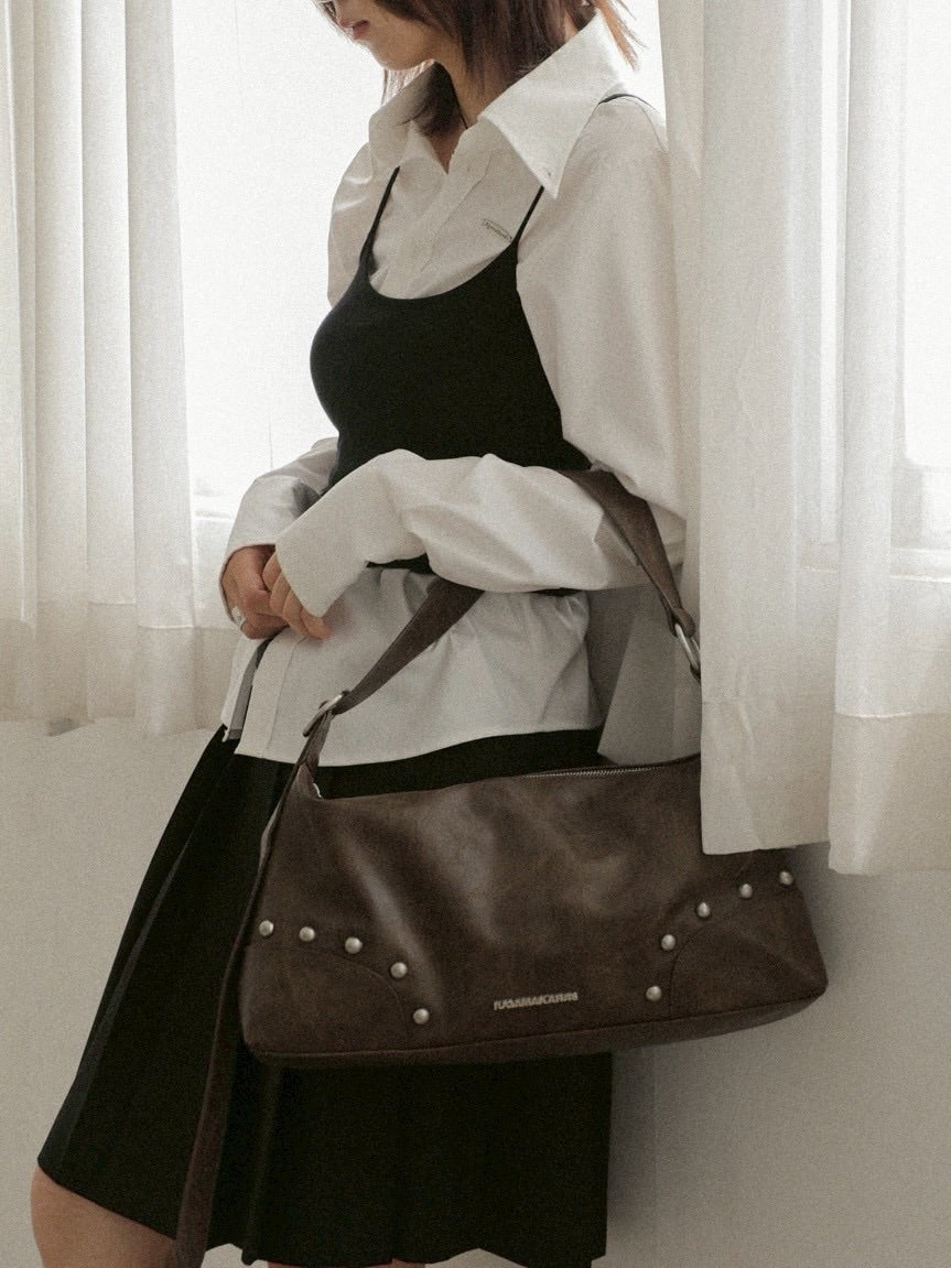 【IUGAMAKARAS】Studded Hobo Bag