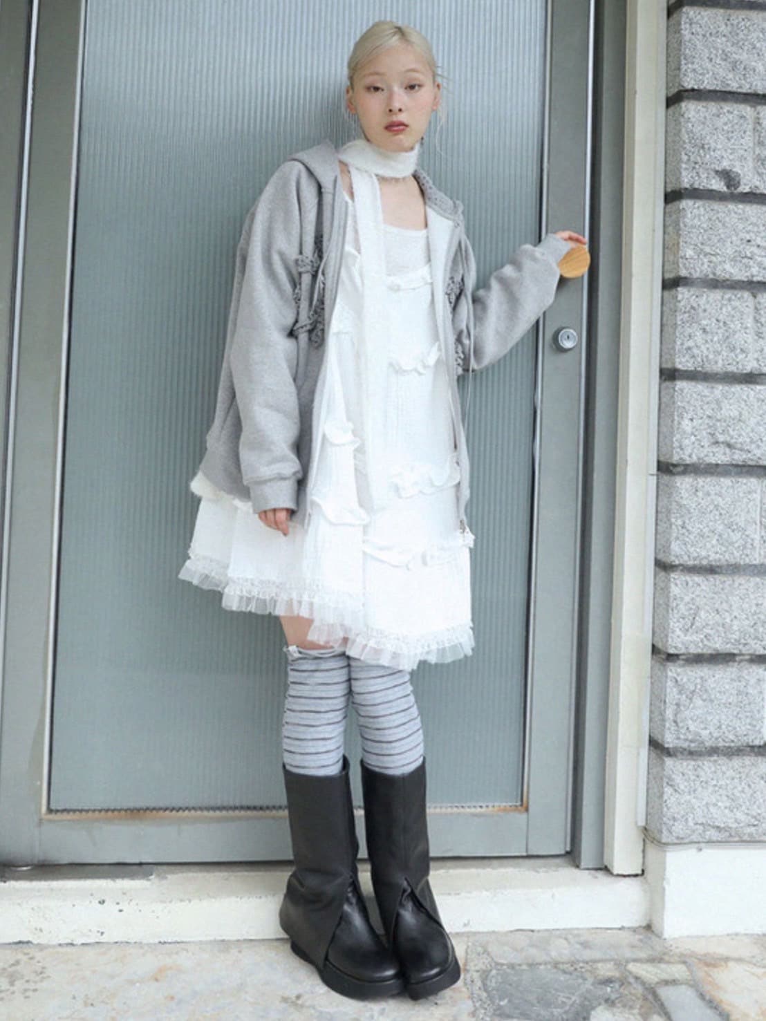 12/21 20:00 再販【Uglyshadow】FLOWER STAR HOODED ZIPUP