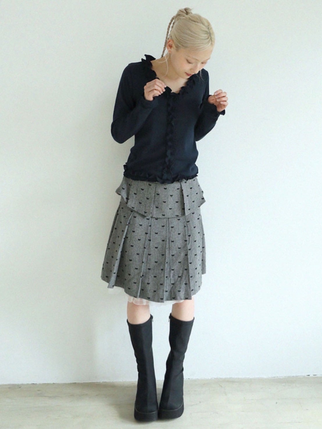 12/21 20:00 再販【Uglyshadow】RIBBON MIDI SKIRT