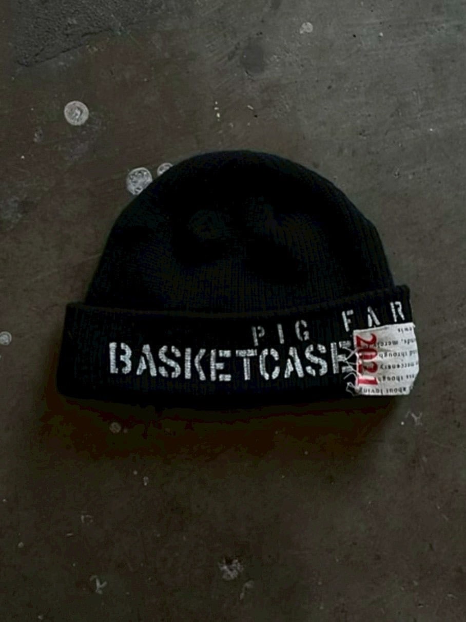【BASKETCASE】PIGFARM, beanie / 【バスケットケース】ロゴビーニーニット帽