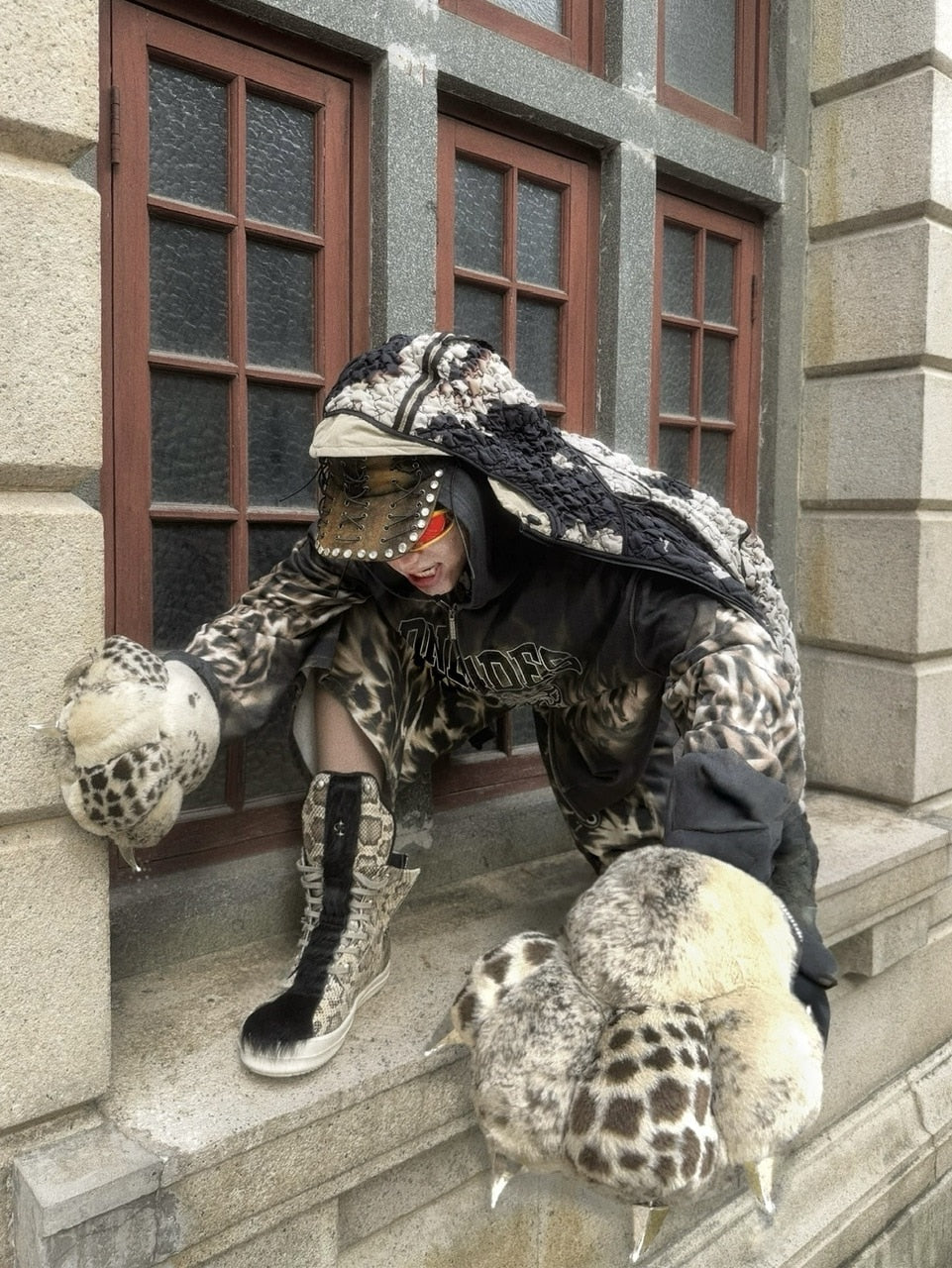 【DND4DES】Bear Paw Bread /【ディーエヌディーフォーデス】アニマルファーショルダーバッグ