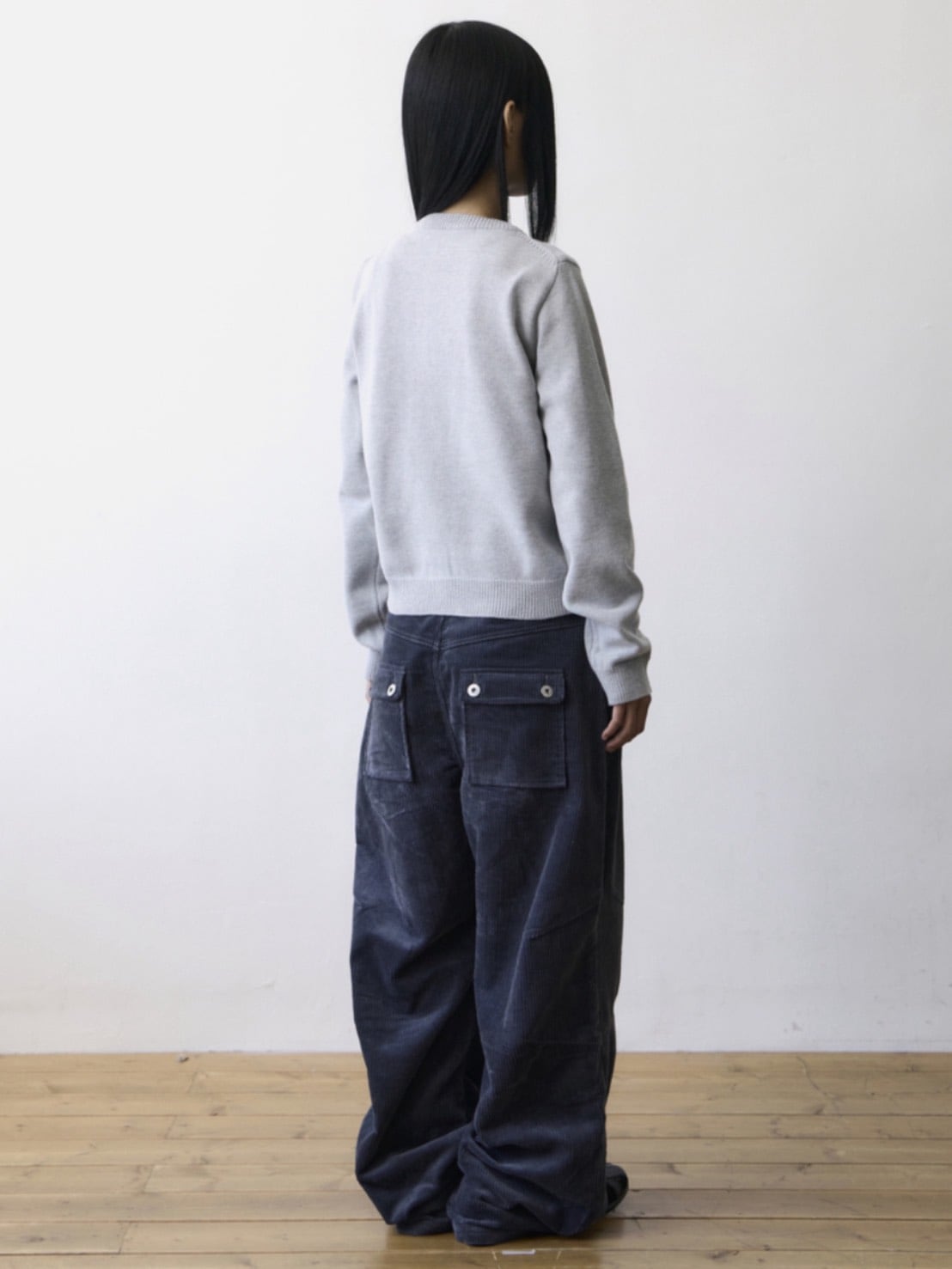 【THECOLDESTMOMENT】TCM mini logo knit cardigan