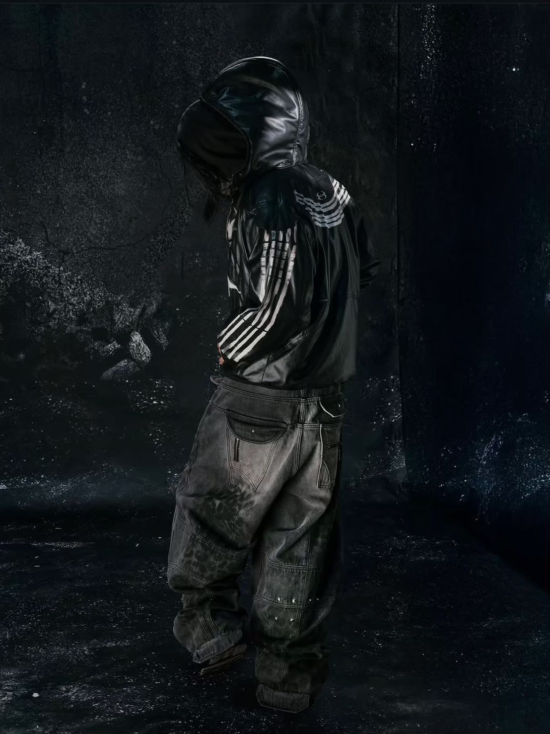 【Cozy world Wide】"25 LEOPARD" WAXED GREY BAGGY JEANS / 【コージーワールドワイド】スタッズレオパードバギーデニムパンツ