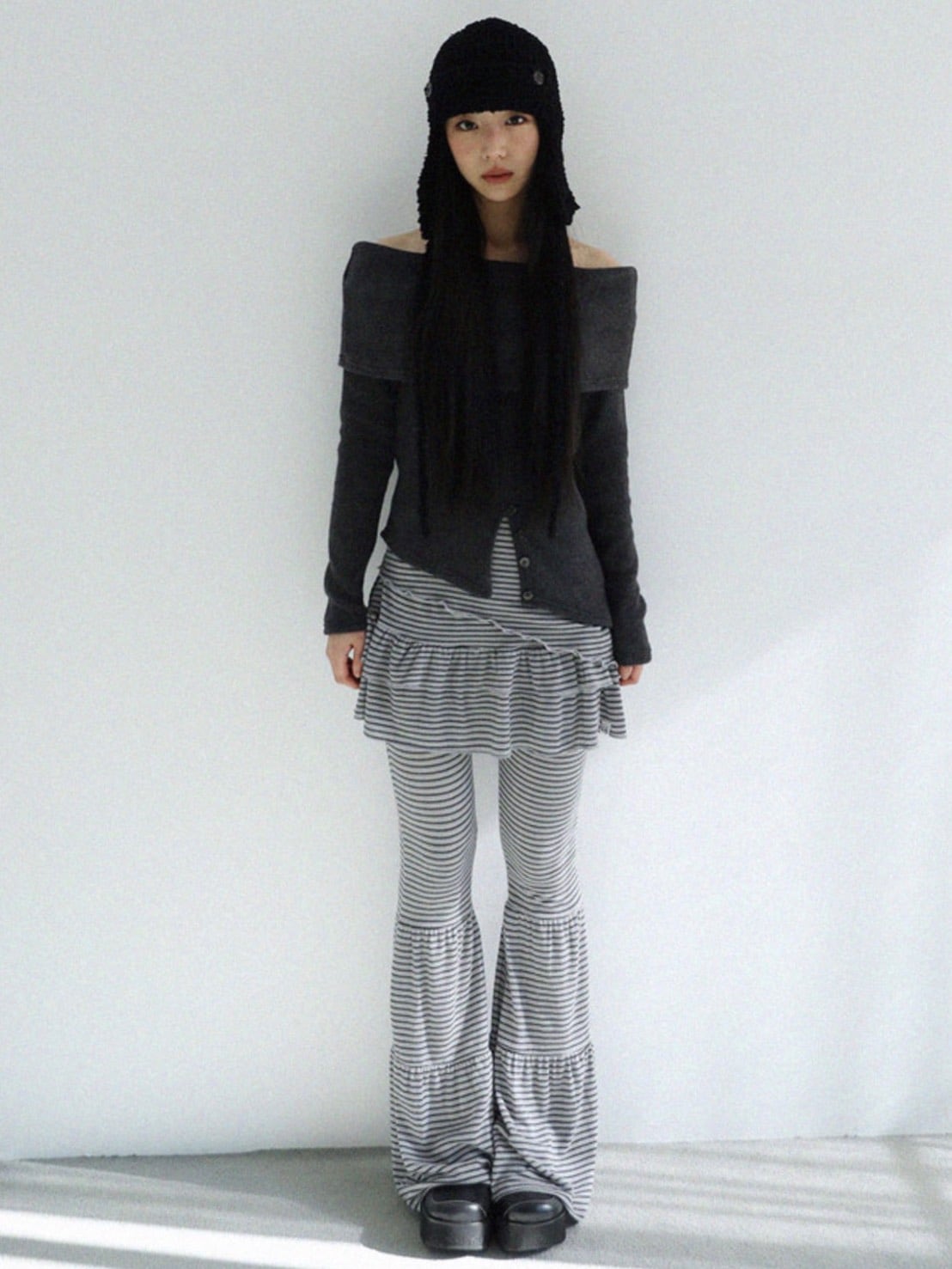 12/21 20:00 発売【Uglyshadow】BURTON KNIT OFF-SHOULDER