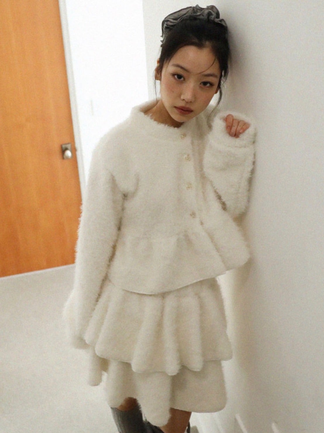 12/21 20:00 発売【Uglyshadow】BOUCLE RUFFLE KNIT CARDIGAN