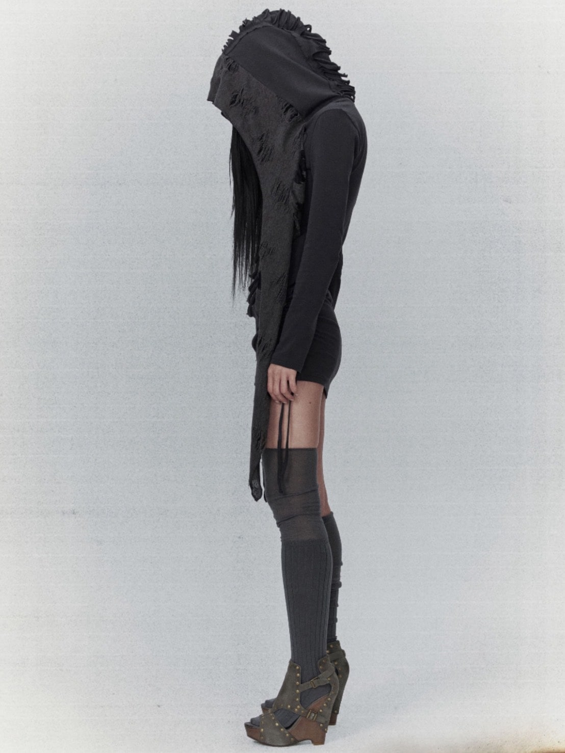 【bonienkiye】Distressed Hood Scarf Dress