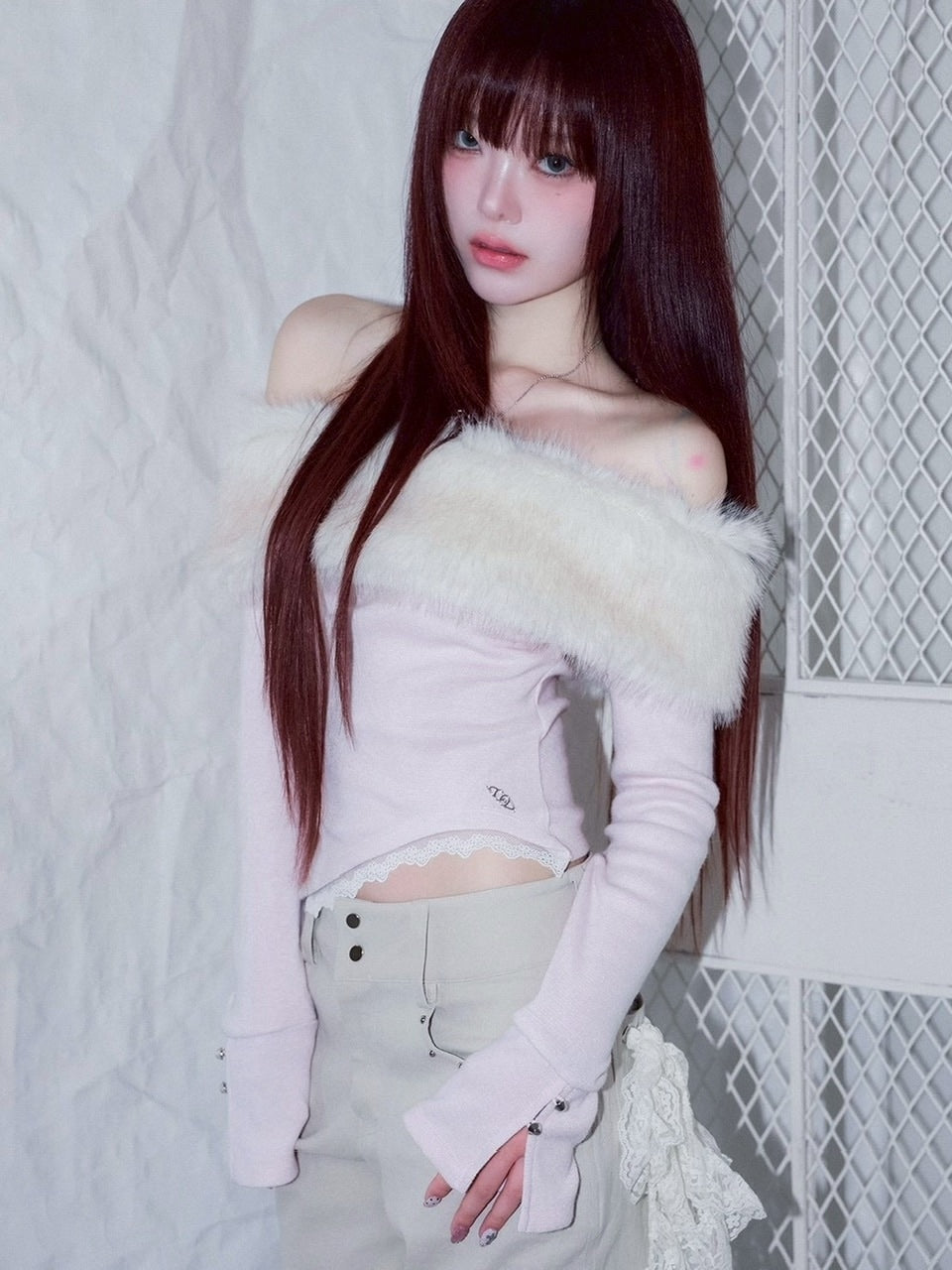 1/2 20:00発売【CHERRYQUIRI】bunny fluff off shoulder top