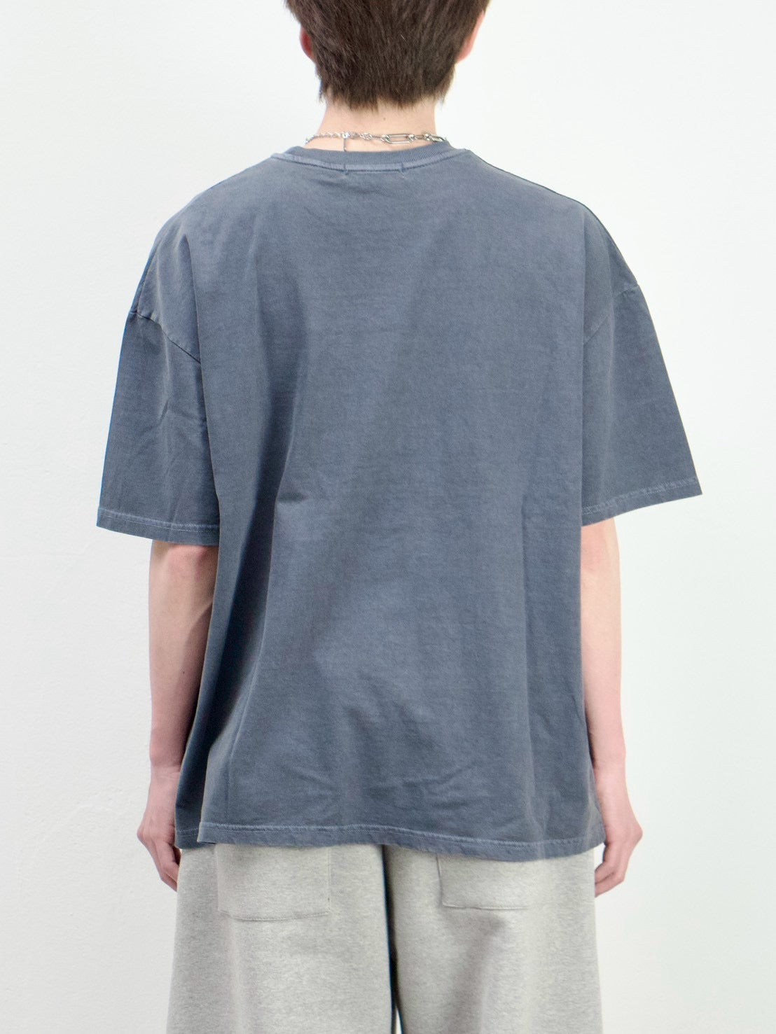 受注制【Chikashitsu +】pigment university t-shirt (3color)