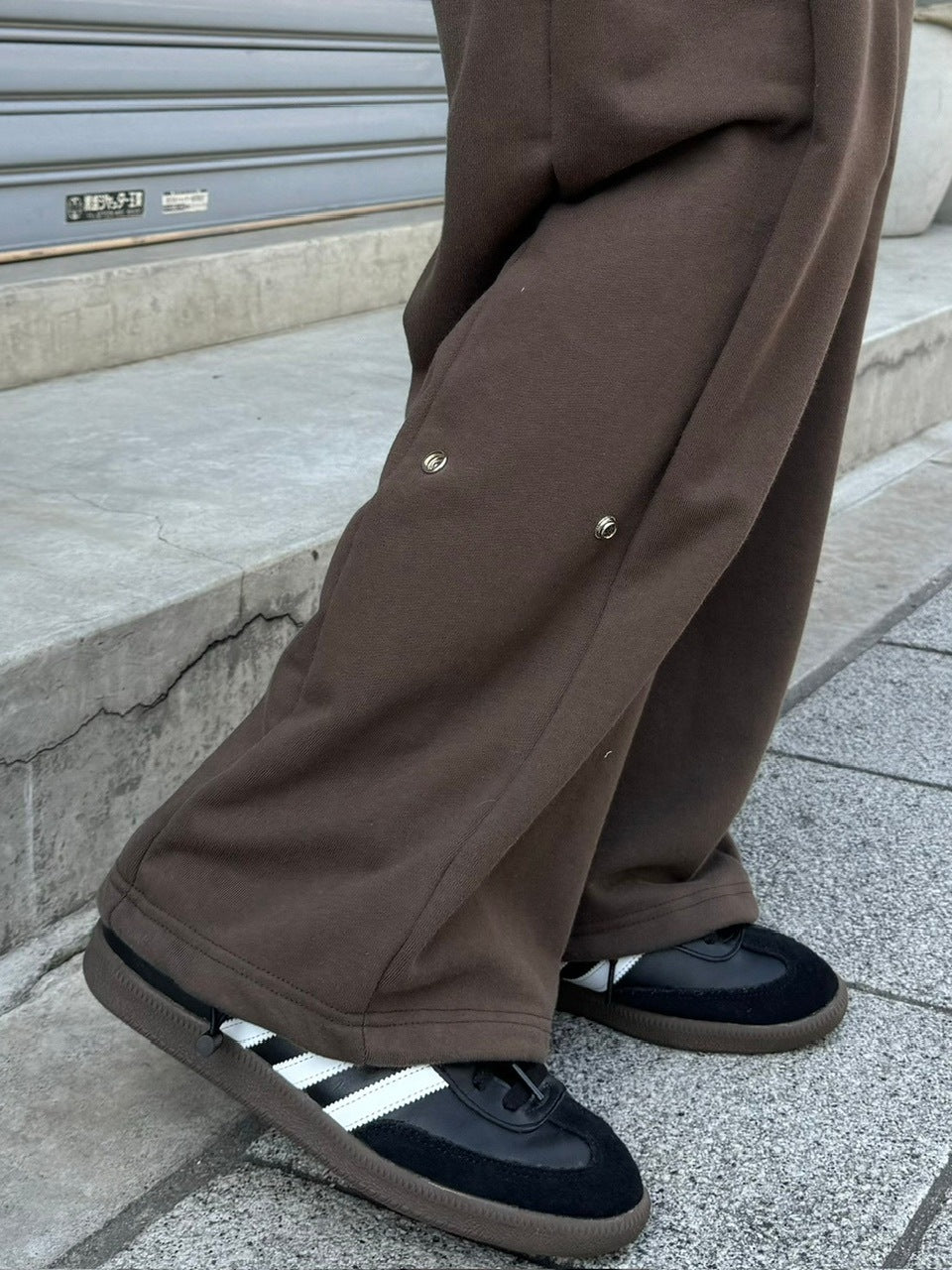 受注制【Chikashitsu +】snap button buggy sweat pants (3color) / 【チカシツプラス】スナップボタンバギースウェットパンツ