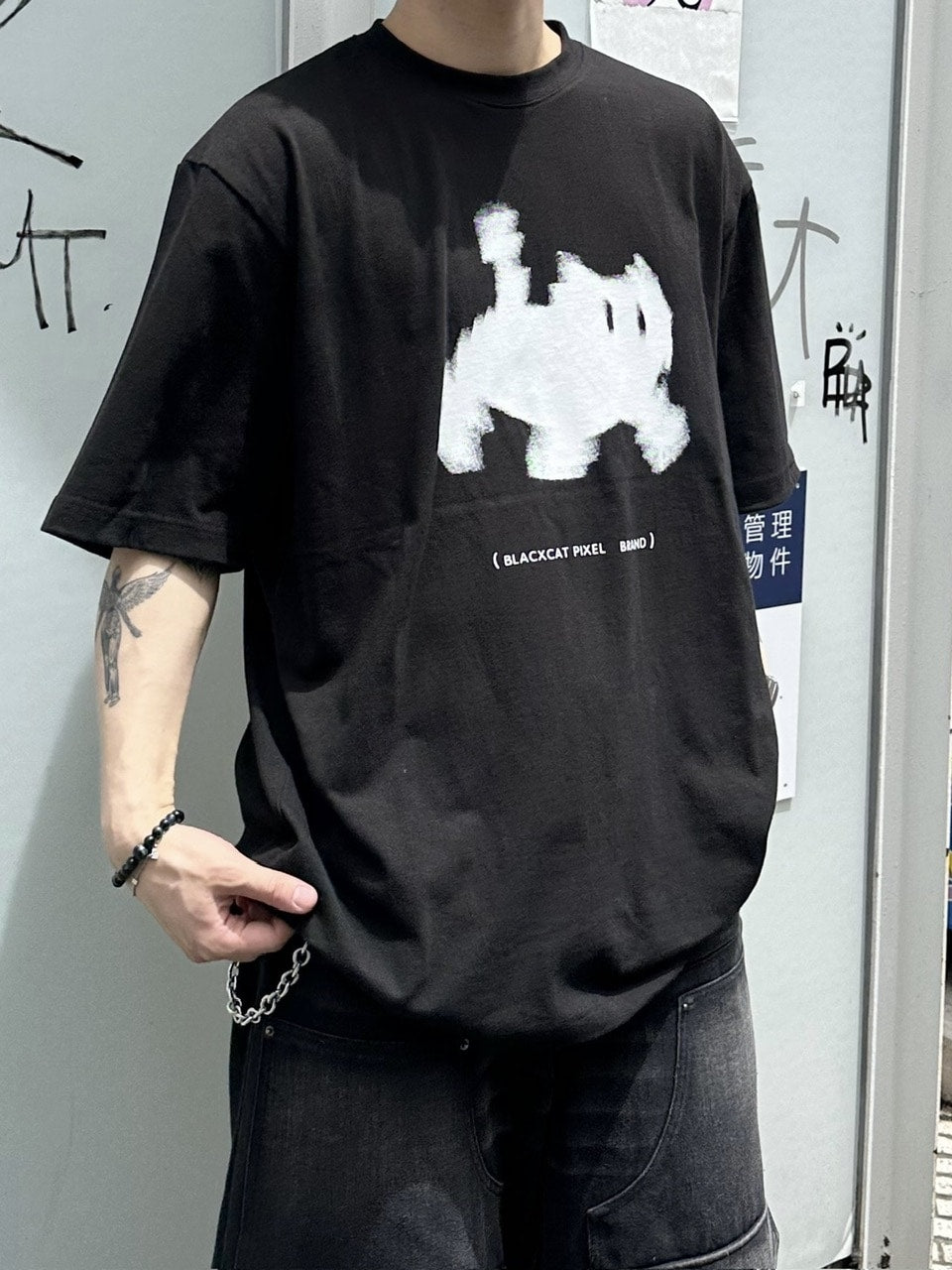 大阪店WEB限定【Chikashitsu +】oversized pixel cats t-shirt (2color)
