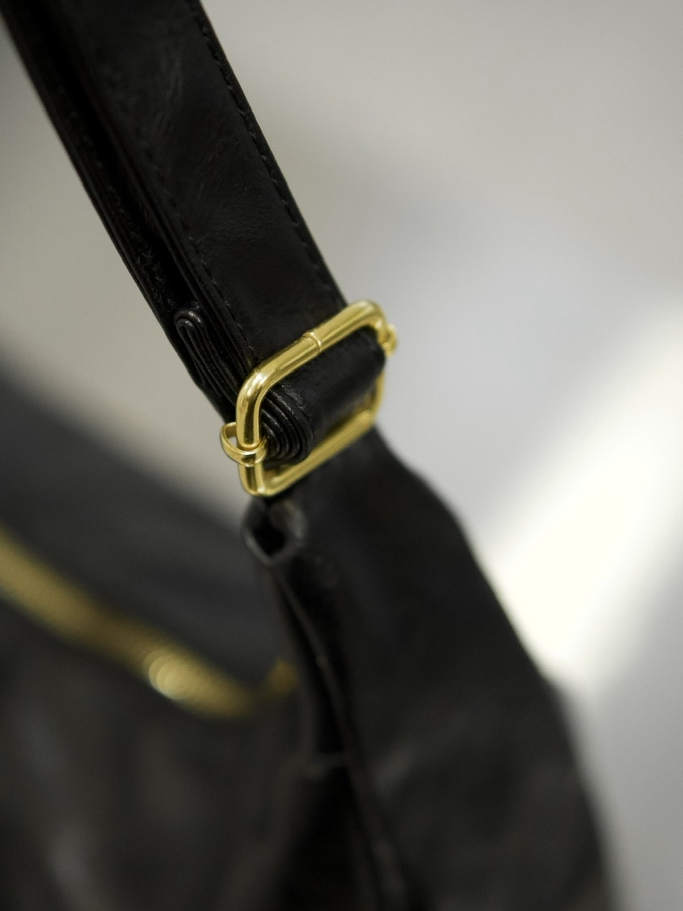 東京店WEB限定受注制【Chikashitsu +】vegan leather cross bag (2color)