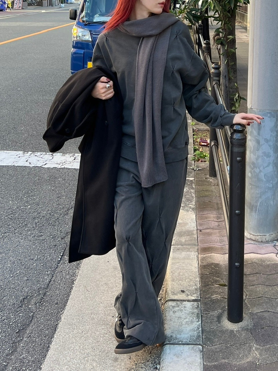 受注制【Chikashitsu +】stitch design sweat pants (3color)