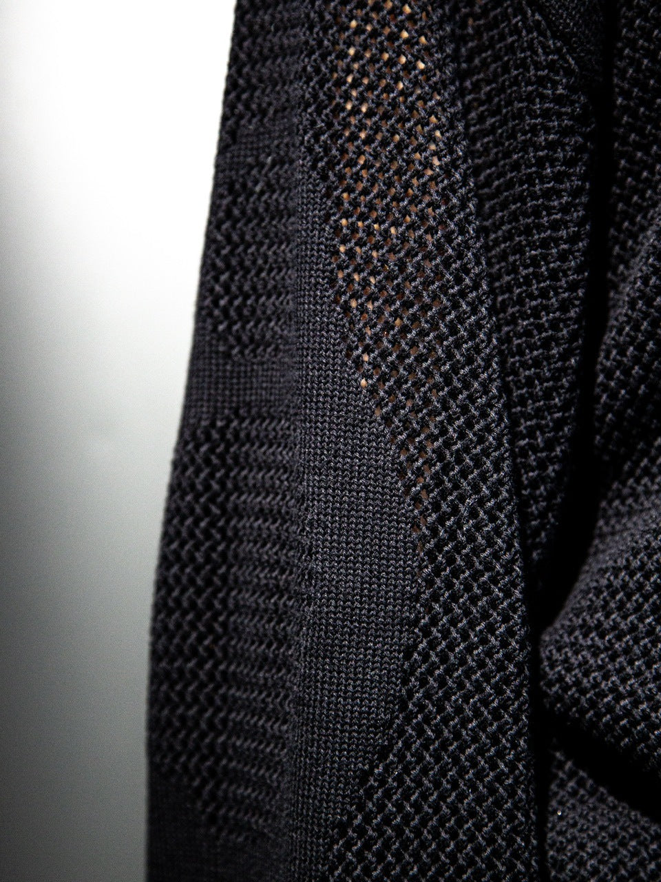 【DIG YOUR OWN GRAVE】MESH DIG LOGO KNIT / 【ディグユアオウングレイブ】メッシュロゴ長袖ニット