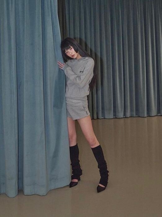 【ODDONEOUT】TUCK HOODIE / 【オッドワンアウト】タックフード長袖パーカー