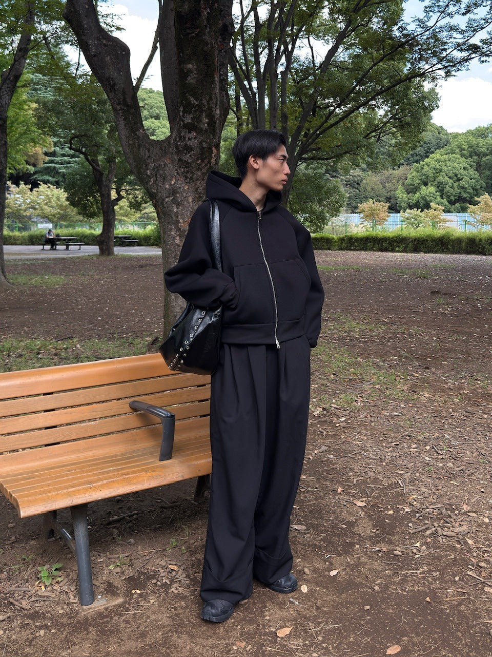 東京店WEB限定受注制【Chikashitsu +】cropped zip hoodie / 【チカシツプラス】クロップドジップフーディー (2color)