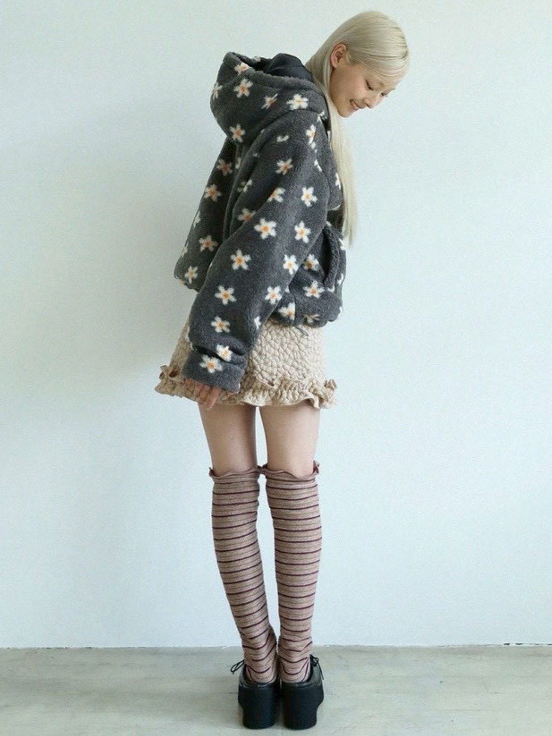 12/21 20:00 再販【Uglyshadow】KNEE HIGH SOCKS