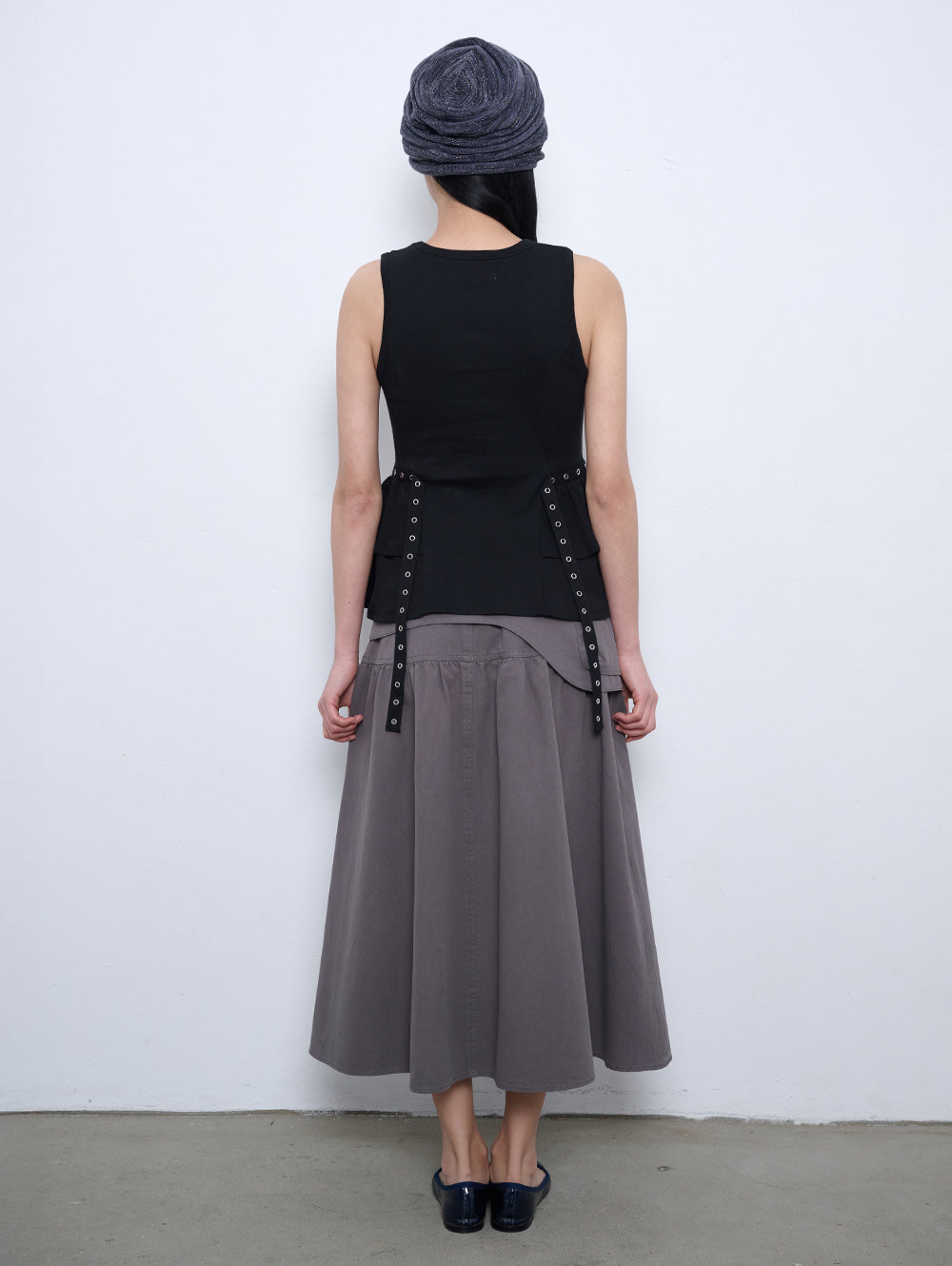 6/8 21:00発売【TUOMIO】EYELET BELTED TANK TOP