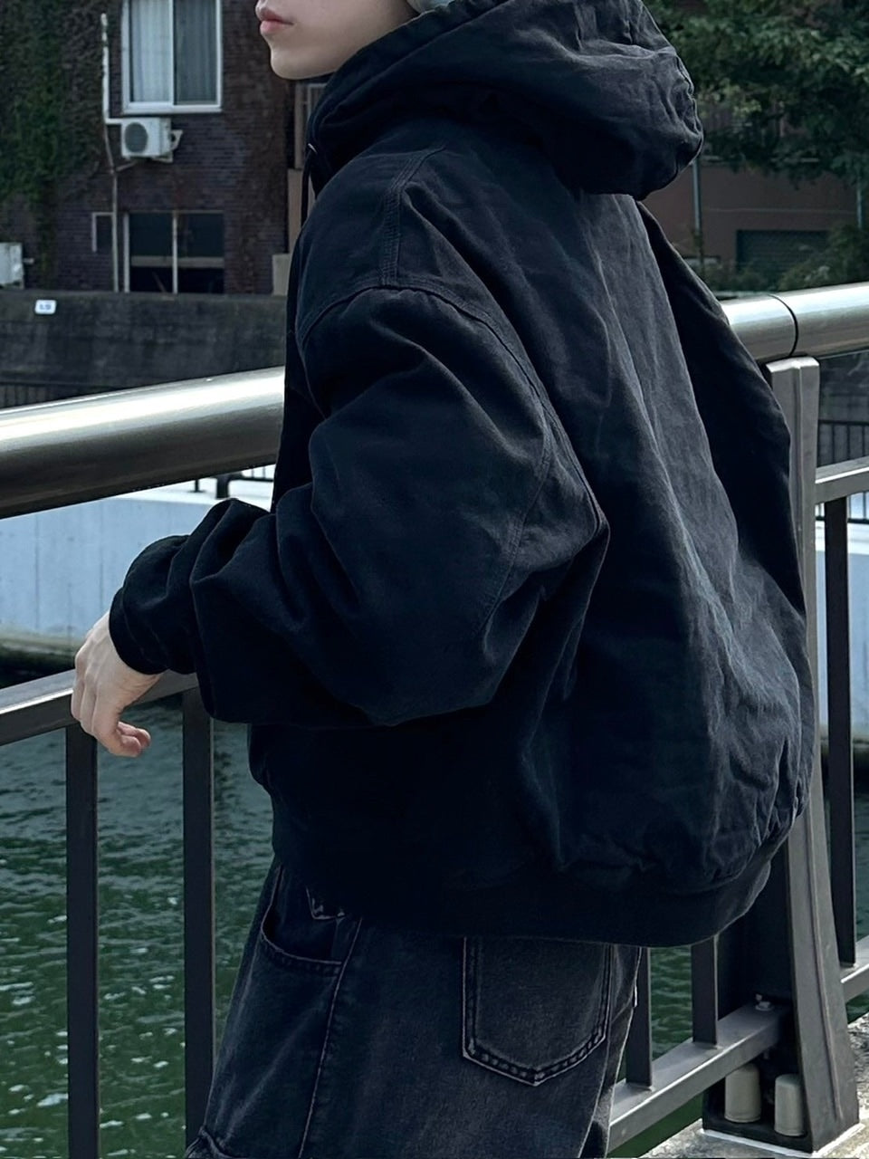 受注制【Chikashitsu +】cropped hooded work blouson (2color) / 【チカシツプラス】クロップドフードジップアップパーカーワーク長袖ブルゾン