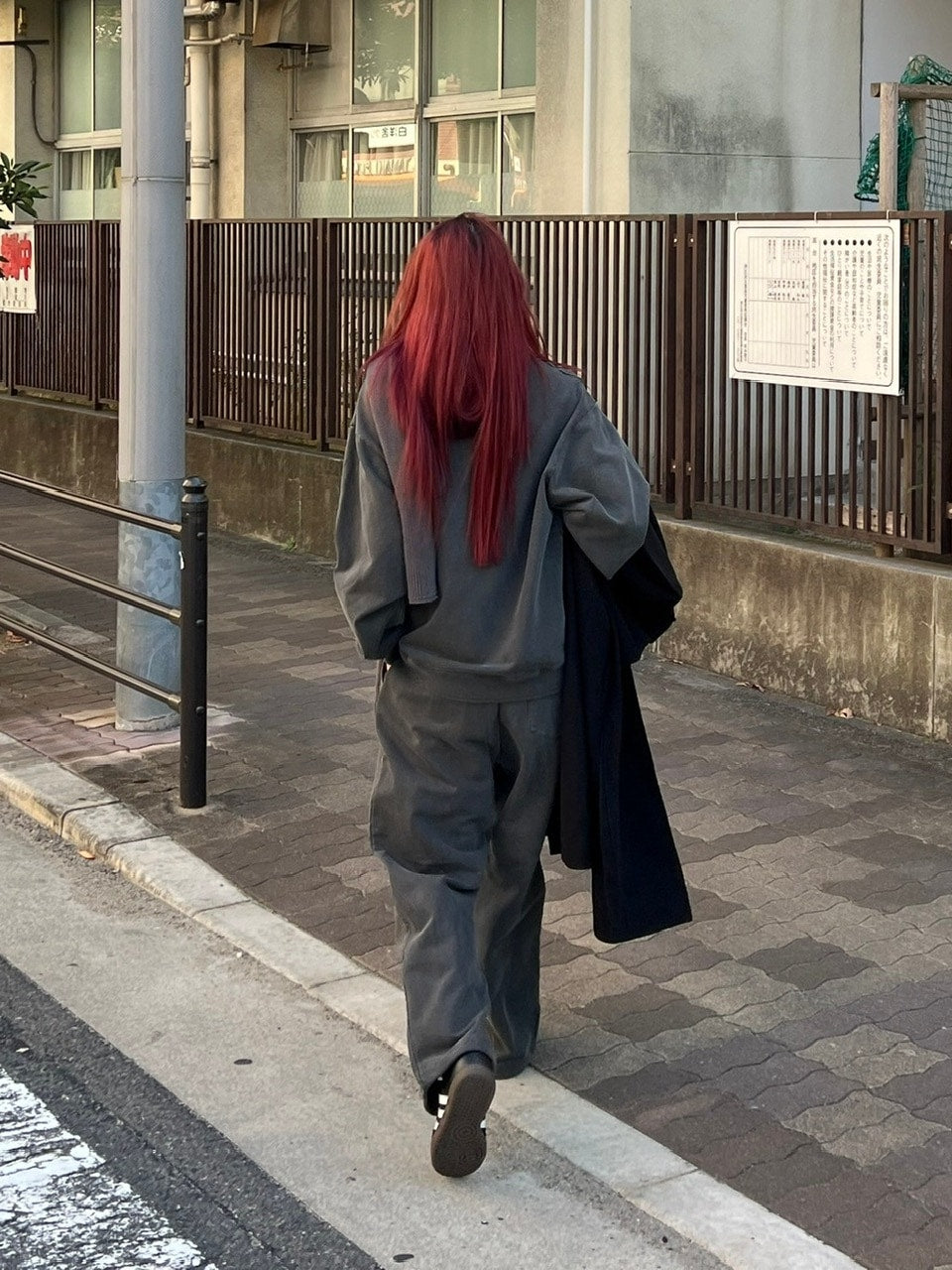 受注制【Chikashitsu +】stitch design sweat pants (3color)