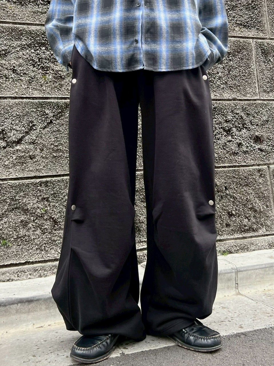 受注制【Chikashitsu +】side snap button sweat pants (2color)