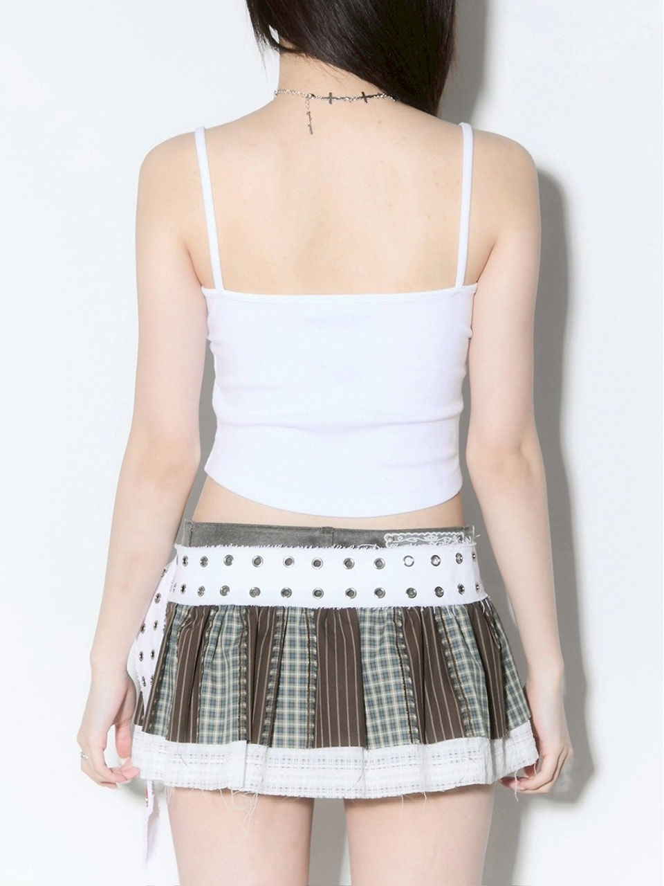 【CHERRYQUIRI】lettering crop sleevless / 【チェリーキュリー】レタリングクロップキャミソール