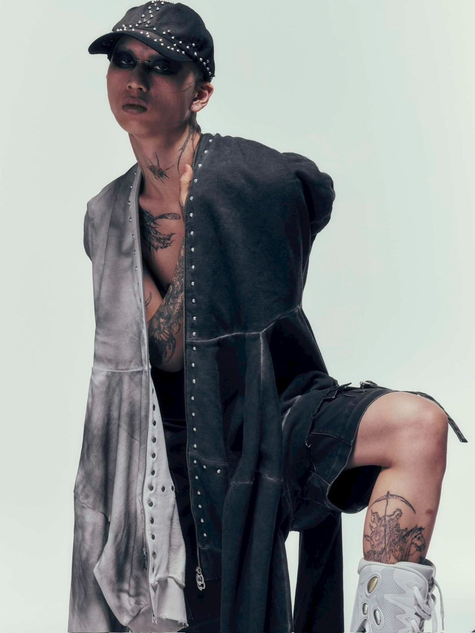 YUEQI QI パーカー 黒 タグ付き オーバーサイズ DIG YOUR OWN GRAVE】FULLZIP STUDDED HOODIE – PRESSING WEB SHOP